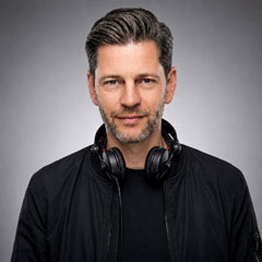DJ GIL